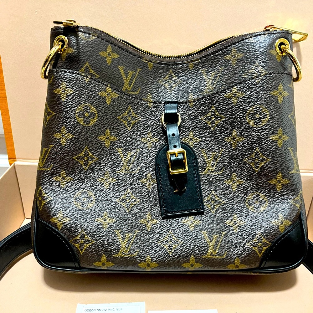 Women’s Louis Vuitton M45354
ODÉON PM